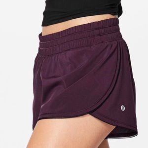 Lululemon Seek the Heat short 2